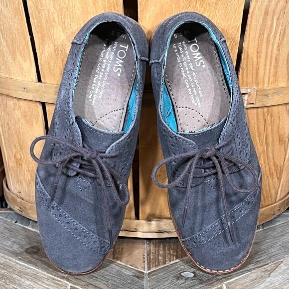 Toms Brogue Gray Suede Cap Toe Casual Lace Up Oxfords Shoes Womens Size 5.5 - Picture 9 of 11